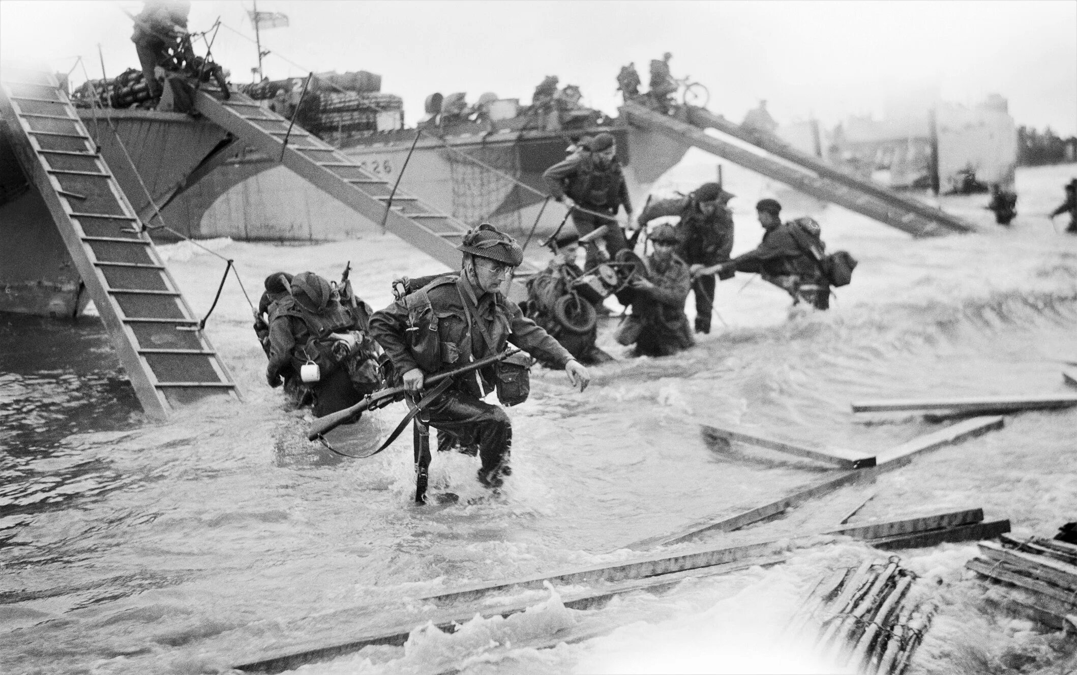 Высадка в Нормандии 1944. Десант Нормандия 1944. Операция Нептун 1944. Высадка десанта в Нормандии в 1944. Высадка д