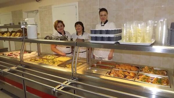 Столовая на быкова нижний тагил. Столовая в комбинате питания. Комбинат питания акрон. Столовая комбинат питания. Комбинат питания пушкино соколовская 30.