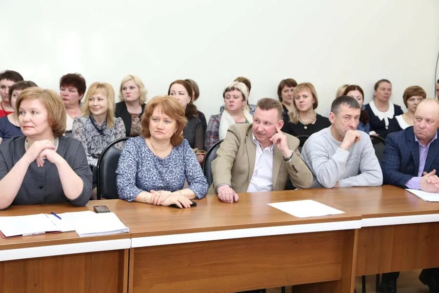 Сайт кич городецкой. Кичменгский городок школа. Маоу первомайская средняя школа кичменгский городок. Сайт кич городецкой. Сайт кич городецкой.