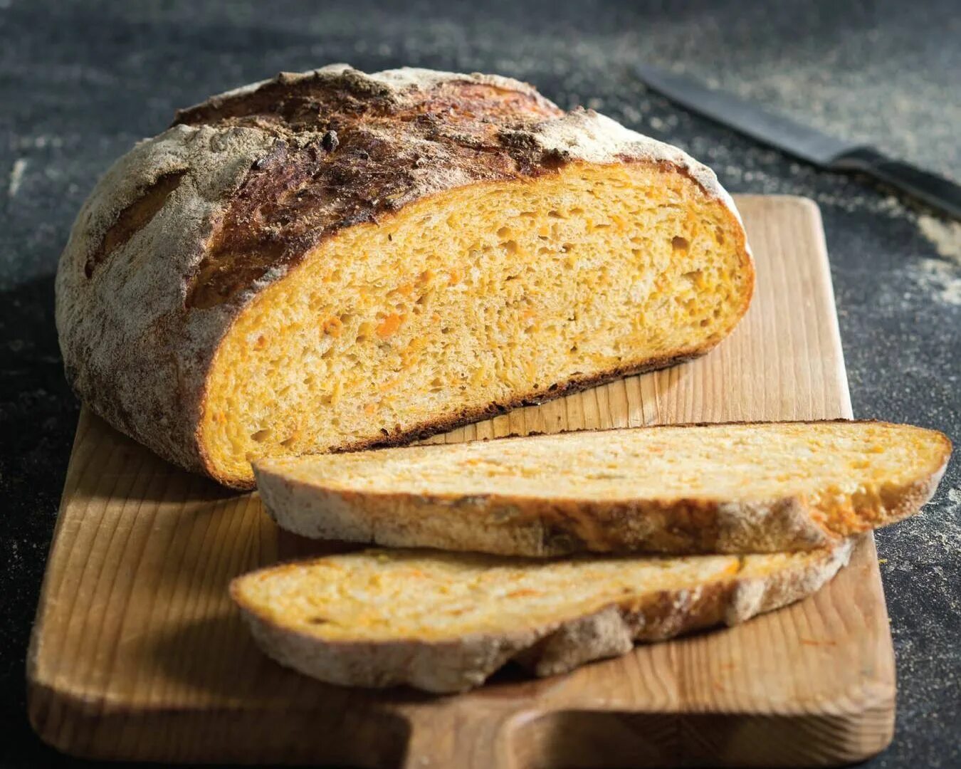 Хлеб. Выпечка хлеба. Картофельный хлеб. Слоеный хлеб. Хлеб с картошкой на сковороде
