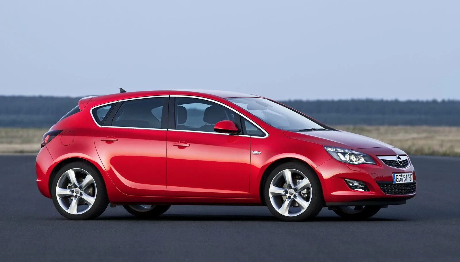 Opel Astra j 2009. Opel Astra 2015 хэтчбек.