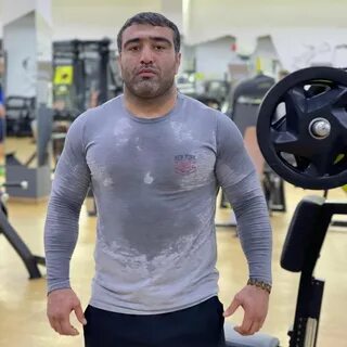 Гусейнов боец