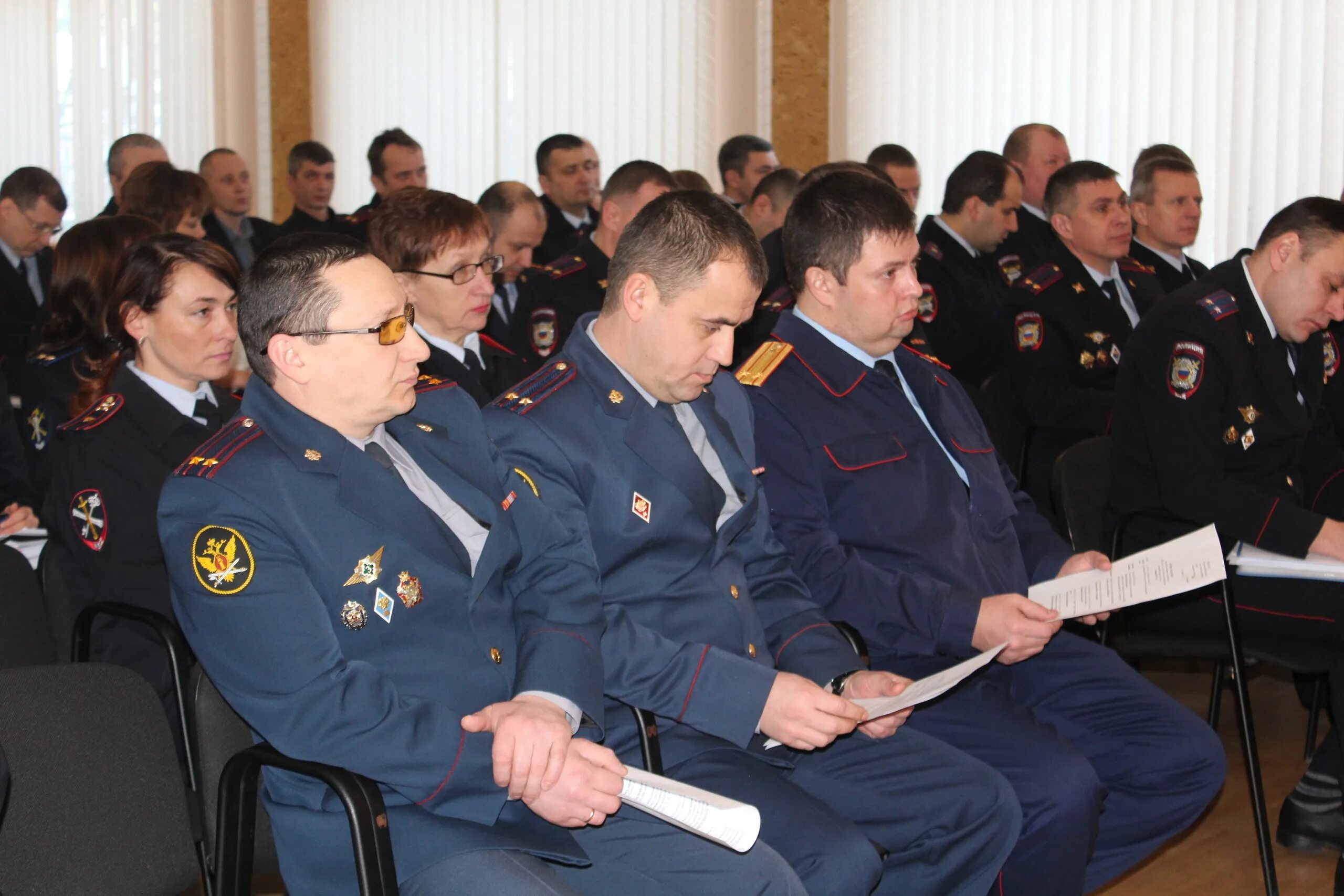 Сайт златоустовского городского суда челябинской. ОМВД РФ по ЗГО. Златоустовский городской суд. Начальник ОМВД России по Георгиевскому городскому округу. Заместитель начальника ОМВД России по ЗГО.