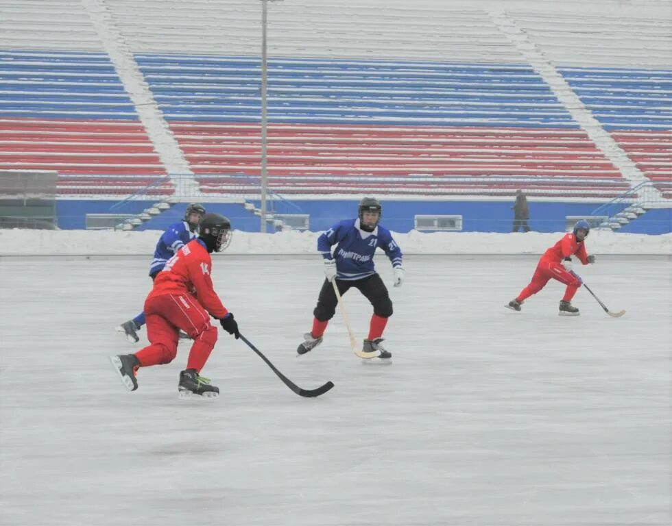 хоккей хакасии. хоккей хакасии. команда хакасии по хоккею с мячом. саяны абакан хоккей с мячом. команда штурм абакан хоккей с мячом.