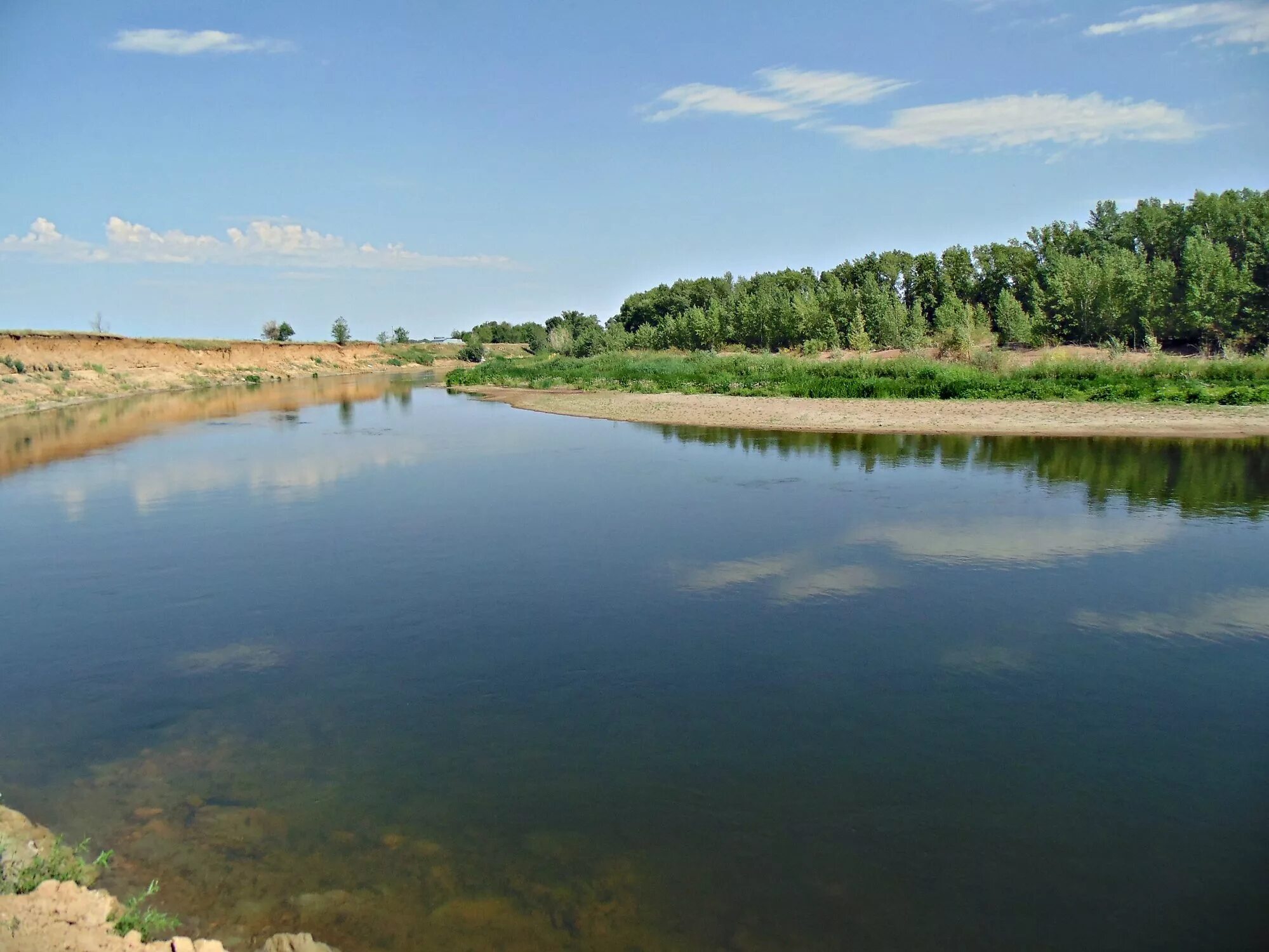 Река урал город уральск. Река Урал в Оренбургской области. Река Урал Илек Оренбургская область. Реки Урал Жайык. Оренбуржье река Урал.