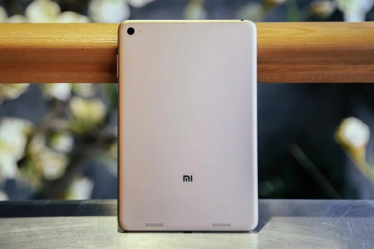 Xiaomi se планшет. Xiaomi mi Pad 3. Xiaomi MIPAD 2 фото. Xiaomi mi Pad 2 4pda. Планшет Сяоми старый.