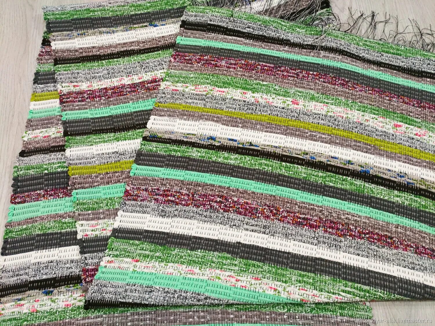 Домотканые дорожки в интерьере. Тканые дорожки. Домотканые дорожки. Самотканные половинки. Домотканый.