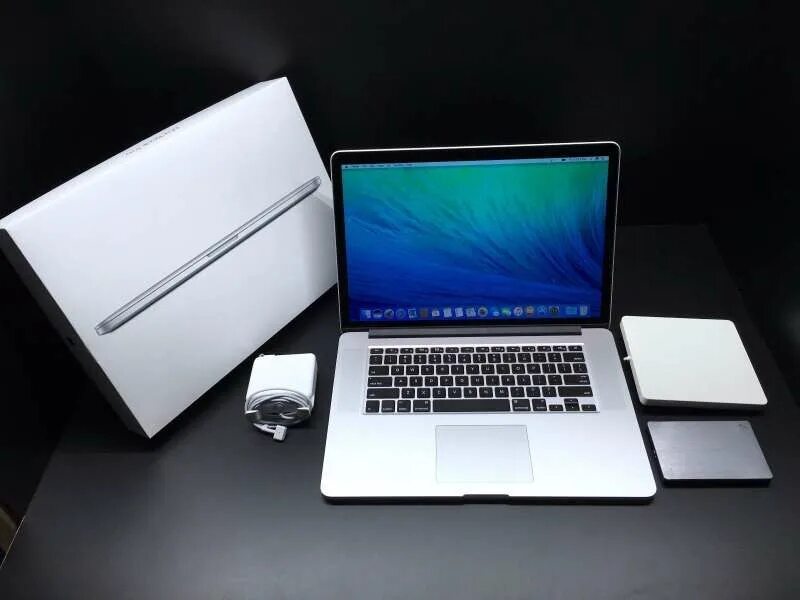 Макбук про ретина 13 2015. Macbook pro 15 2015. A2159 macbook pro. Макбук последняя модель 2023. Macbook 2159.