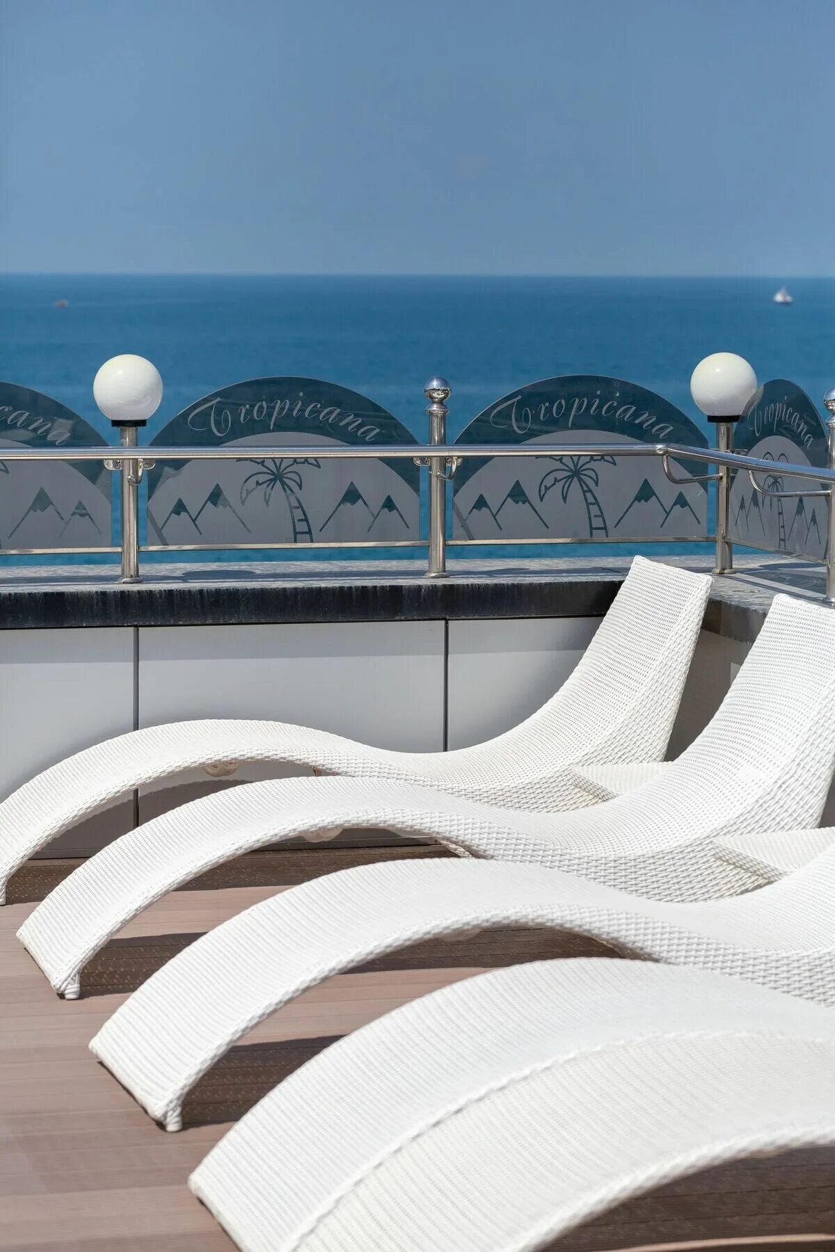 Tropicana resort hotel sochi адлер. Tropicana resort by stellar hotels 3. Тропикана стеллар адлер отель. Тропикана сочи. Тропикана стеллар адлер отель.