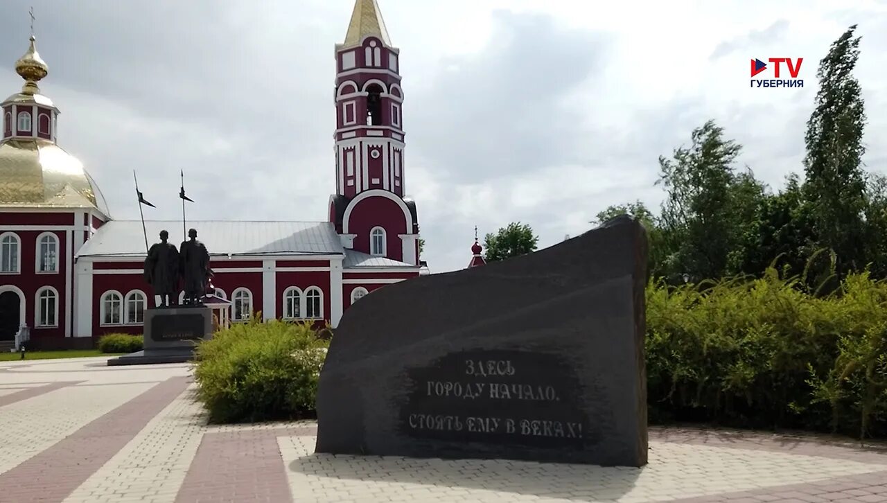 Борисоглебск воронежская область видео. Железнодорожный вокзал борисоглебск. Достопримечательности борисоглебска воронежской. Ротонда борисоглебск. Борисоглебск воронежская область.