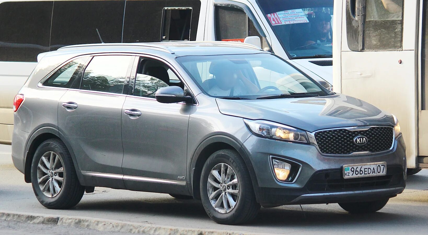 Киа казахстан купить новый. Kia Sorento 7. Киа Соренто 7 местный. Kia 7 местный. Соренто Прайм 7 местный.