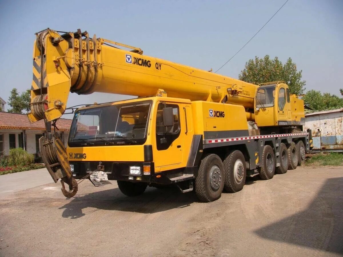 Кран xcmg qy - 25. Автокран xcmg 25 тонн. Автокран в городе выборге что он делает. Крана xcmg 25 тн вездеход. Аренда автокрана 30 тонн.