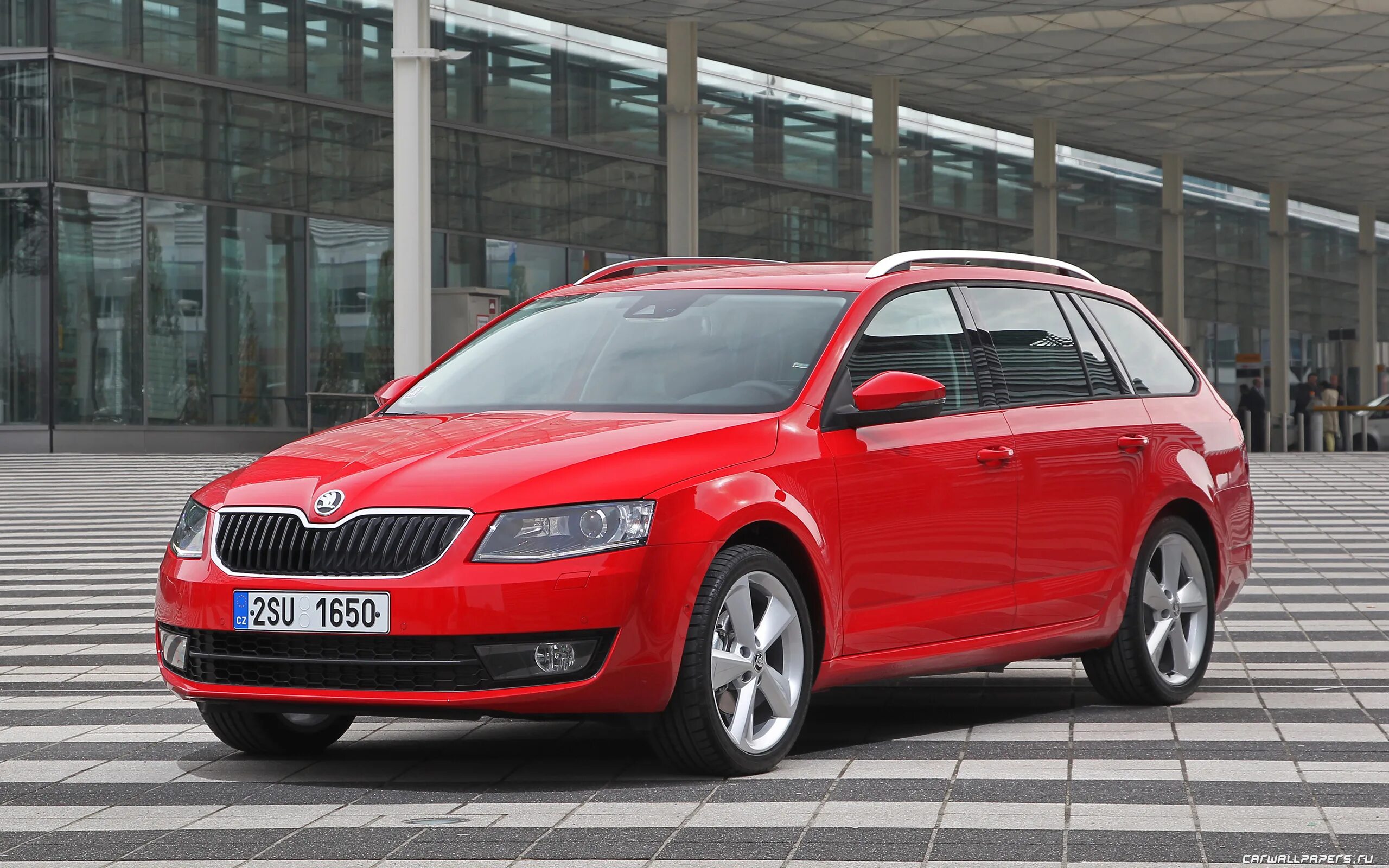 Skoda Octavia Combi 2013. Octavia 2013 Combi. Škoda Octavia 2013 универсал. Авто шкода универсал