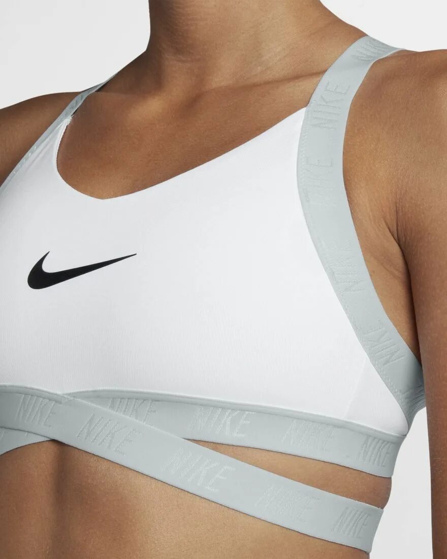 Топик найк. Nike Indy Sports Bra. Спортивный топ бра Nike. Nike Indy logo Bra. Топ бра Nike 666032.