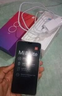 Mi 8 global version
