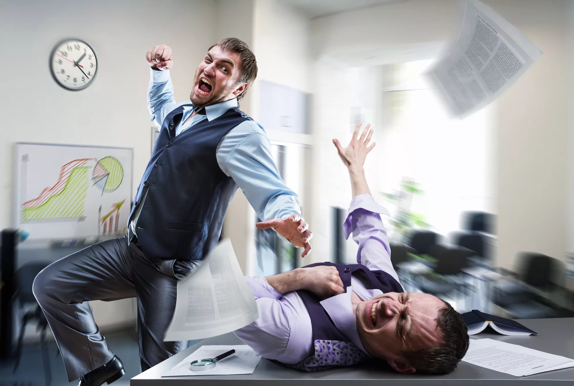 Работники наказали начальника. Мемы про подчиненных. Отомстить боссу. Работник и работодатель. Мемы про начальницу.