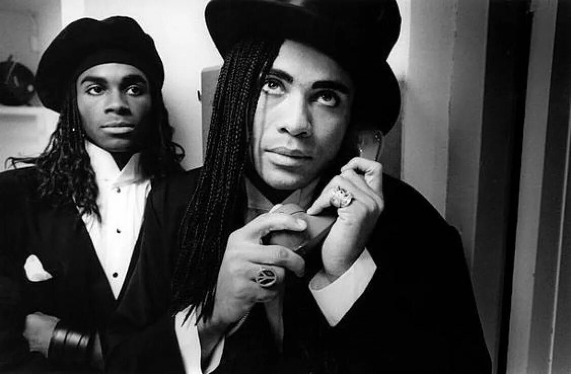 Мили ванили группа 80. Milli vanilli актриса. Milli vanilli немецкая. Слушать милли. Мили ванили группа.