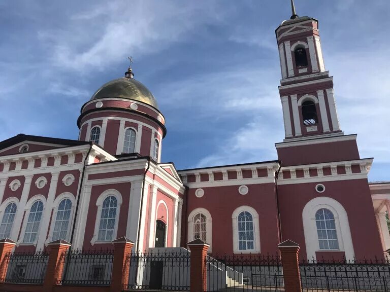 бирск церковь казанских святителей. храм храм архангела михаила в городе бирске. бирск. храм трех казанских святителей бирск. михайло-архангельский храм бирск.