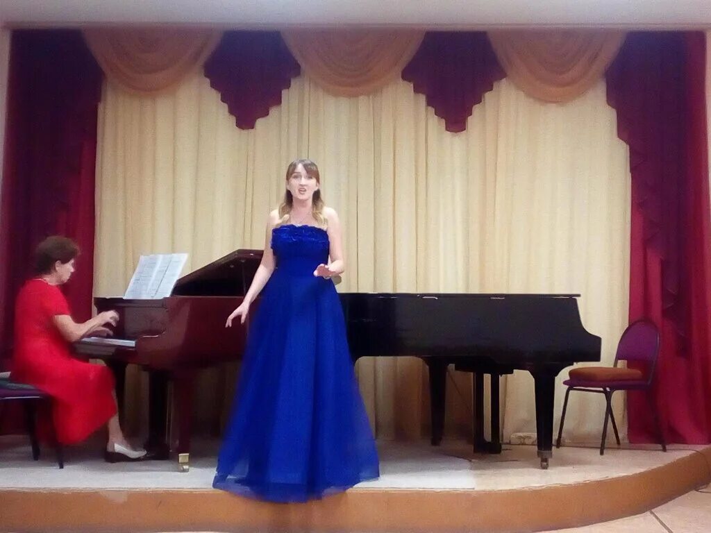 Музыкальная школа саки им богатикова. Музыкальная школа керчь им богатикова преподаватели. Сакская музыкальная школа. Саки музыкальная школа. Г саки музыкальная школа.
