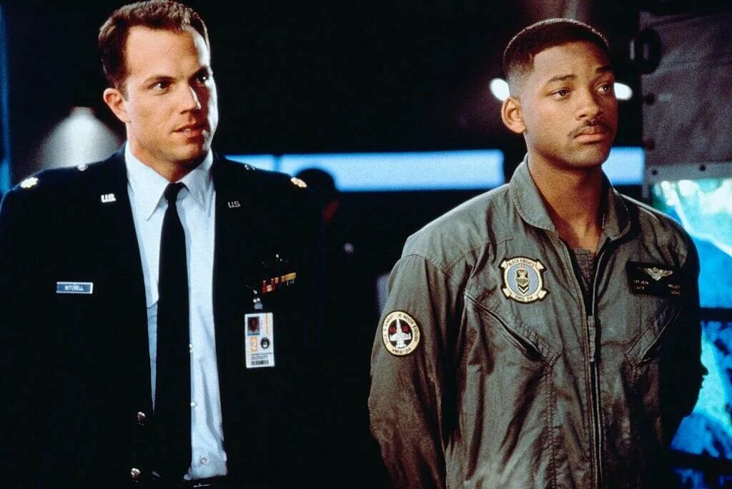 джефф голдблюм и уилл смит. день независимости фильм 1996. фильм день независимости 1996 года. день независимости фильм 1996 фильм. уилл смит 1996.