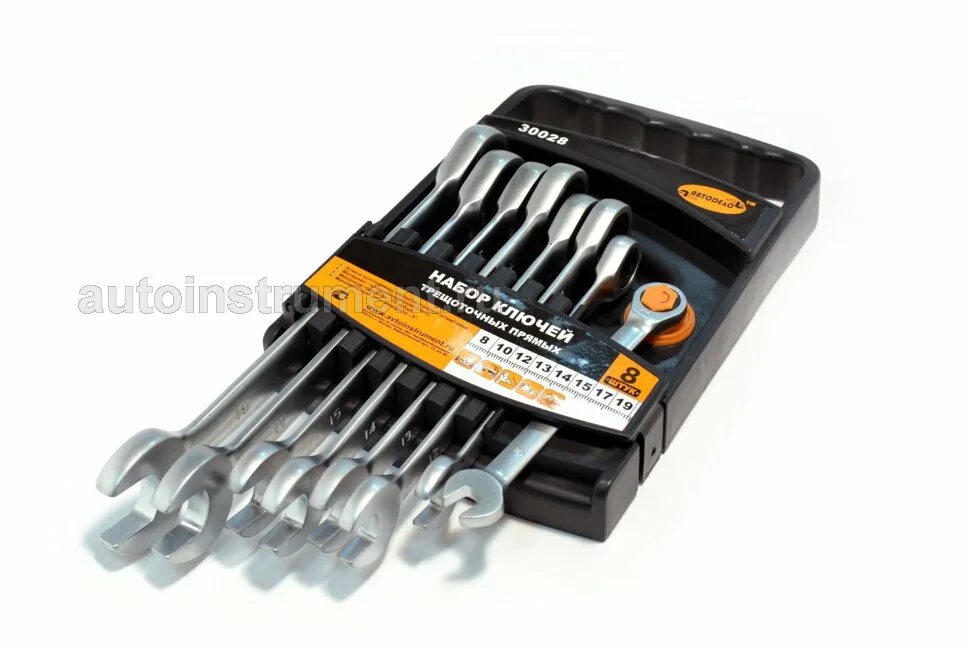 набор ключей комбинированных трещоточных дело техники. ключ рожковый комбинированный 17 ликота. набор ключей с трещоткой и шарниром матрикс. Makita b-65523. набор jonnesway ключей комбинированных трещоточных арт.
