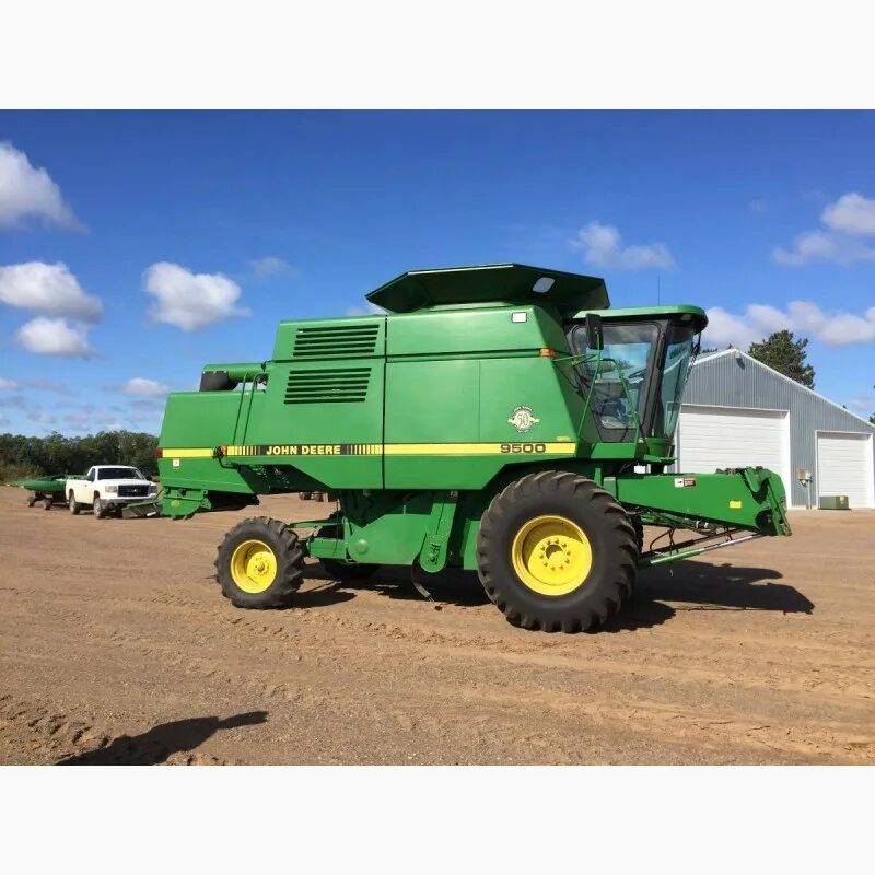 Комбайны джон дир 9500. Комбайны джон 9500. Игрушечная модель комбайна джон дир 9500. Зерноуборочный комбайн джон дир-9500. Комбайны джон 9500.