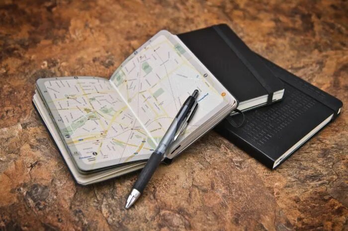 блокнот с кожаным переплетом. ватсап записная книжка. ватсап записная книжка. зеленый". ежедневник с необычной обложкой.