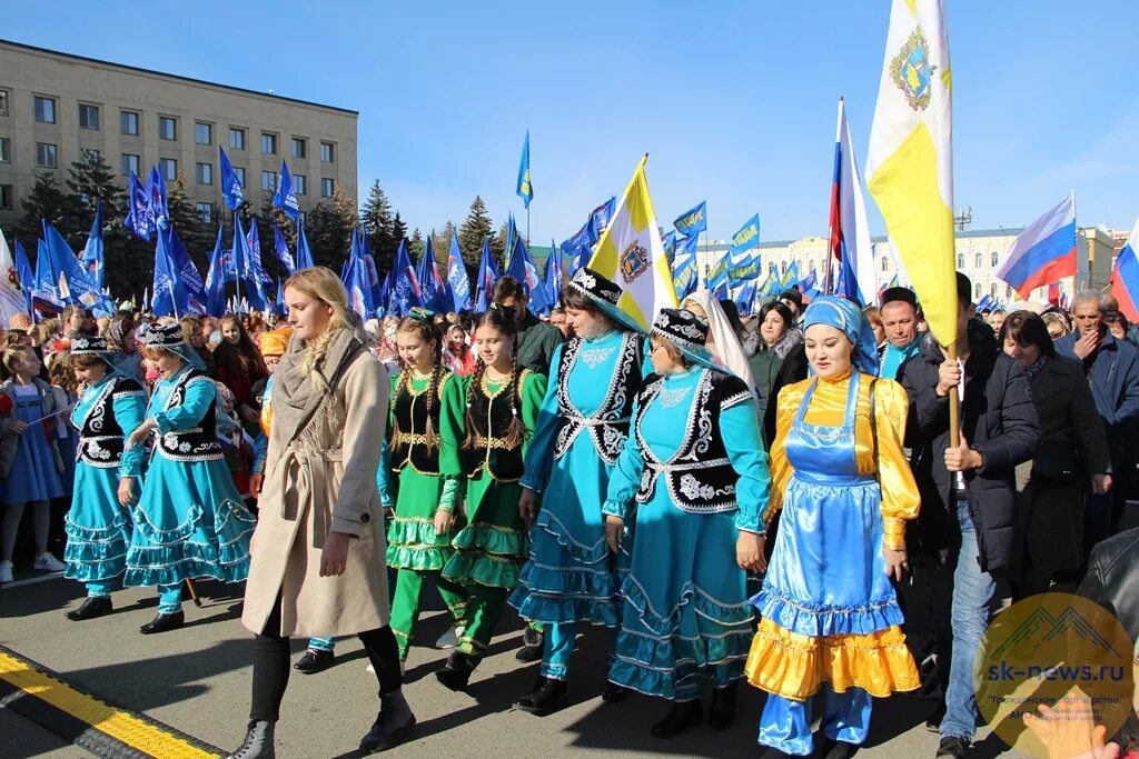 Дружбы народов ставрополь. Народы Ставрополья. Народы Ставропольского края. Шествие народов России. Народности Ставрополя.