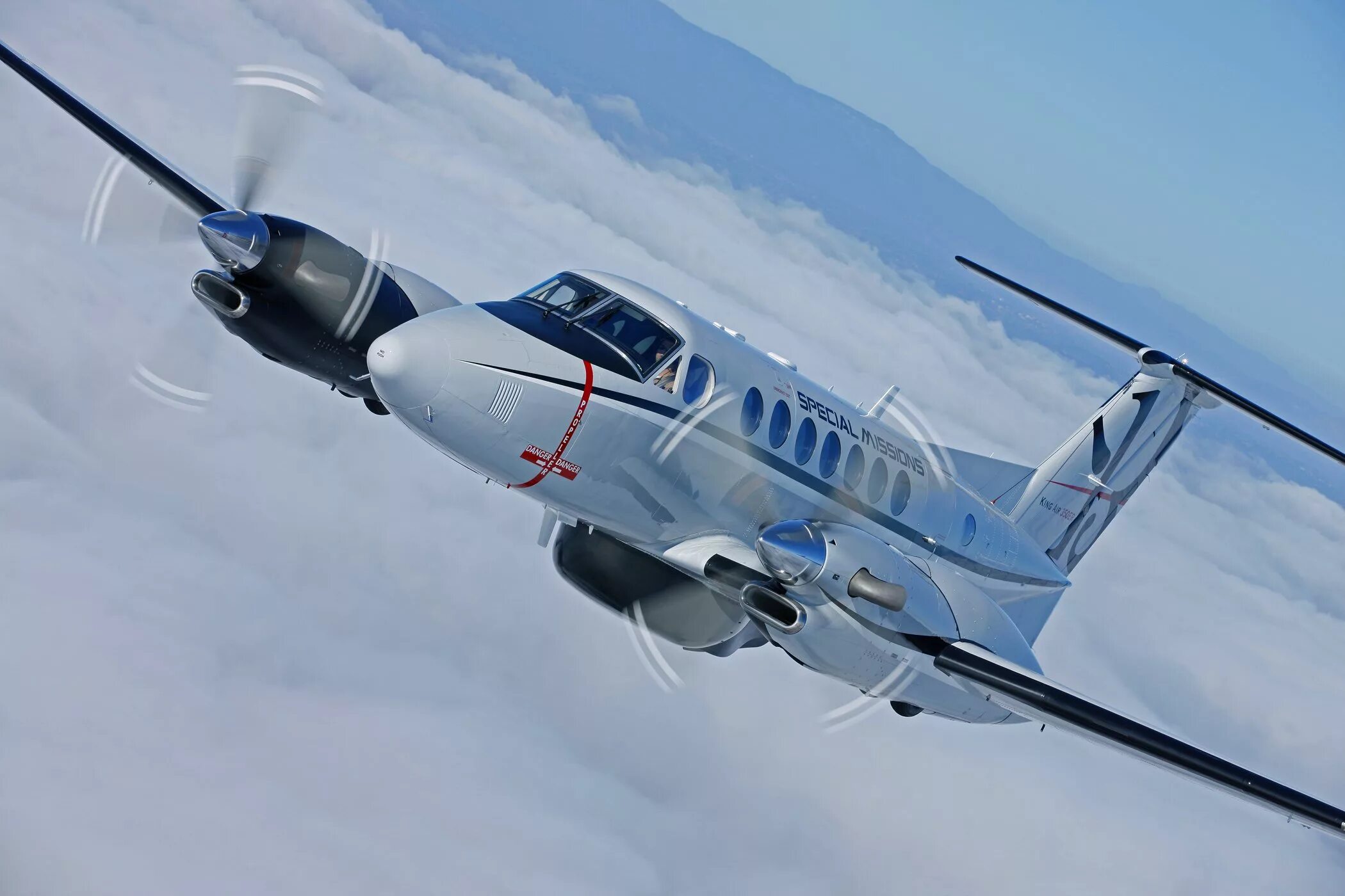 Самолет иживика. Самолет иживика. Самолет иживика. Ан 2. Электросамолет як-40.
