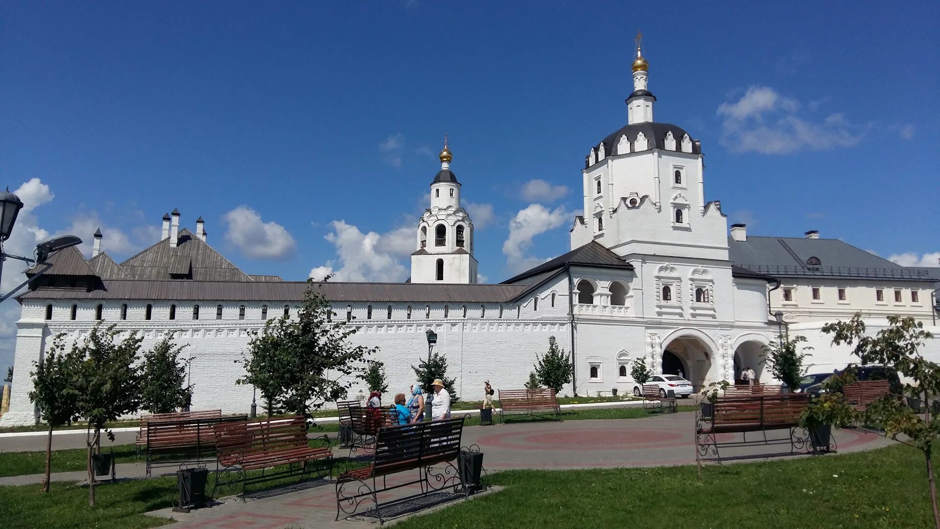 Богородице-Успенский Свияжский монастырь. Богородице-Успенский Свияжский мужской монастырь Свияжск. Успенский монастырь на острове Свияжск. Монастырь успенской богородицы