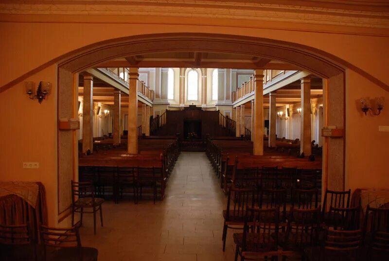 Церковь евангельских христиан баптистов в москве. Центральную церковь баптистов. Центральная баптистская церковь москва. Церковь евангельских христиан-баптистов бийск. Московская центральная церковь ехб сипко.