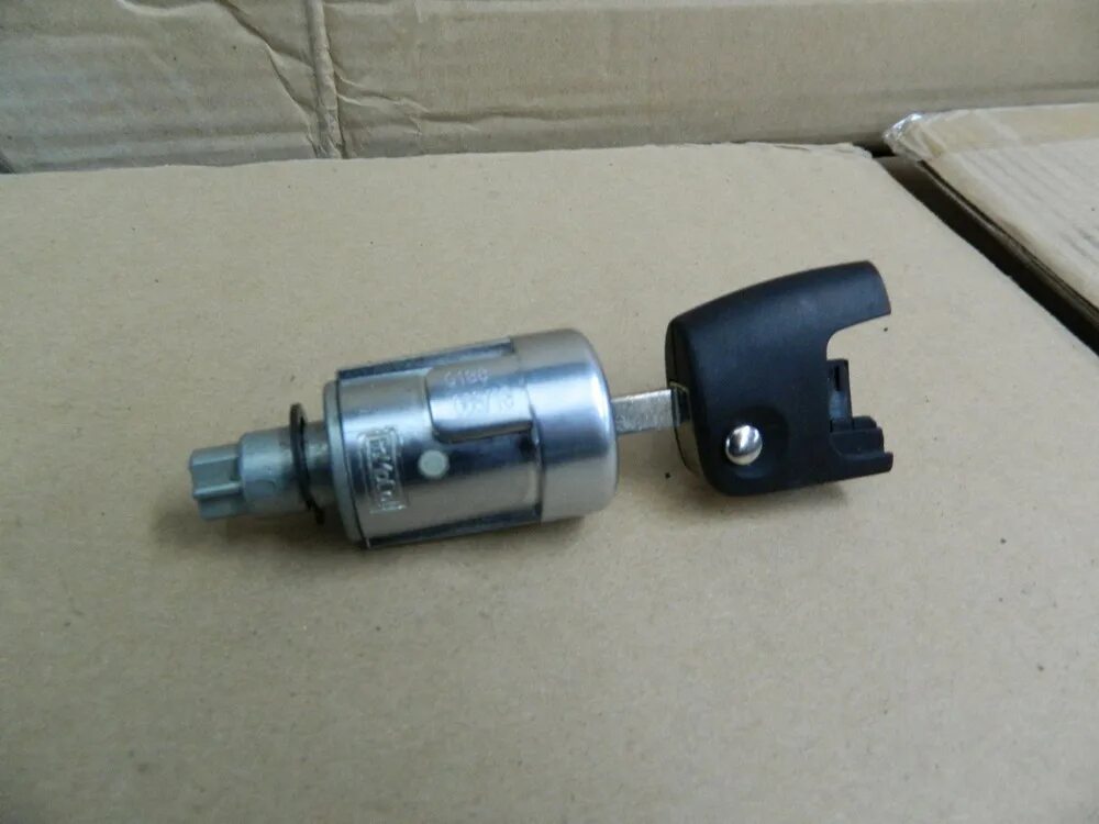 личинка замка зажигания форд фокус 1