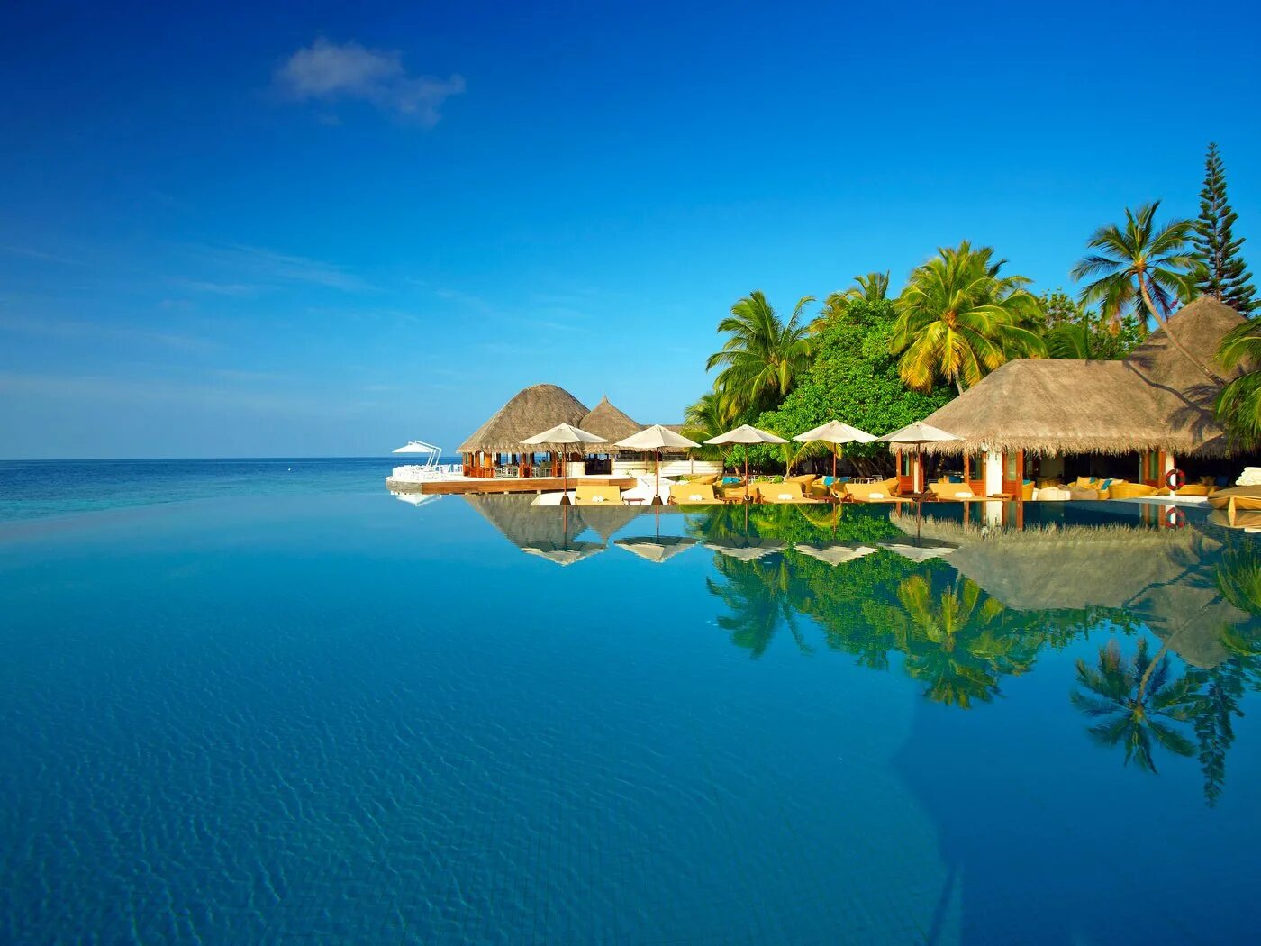 Фото красивого острова. Хувафен Фуши Мальдивы. Парадиз остров Карибского моря. Боро Боро. Мальдивы Niyama private Islands.