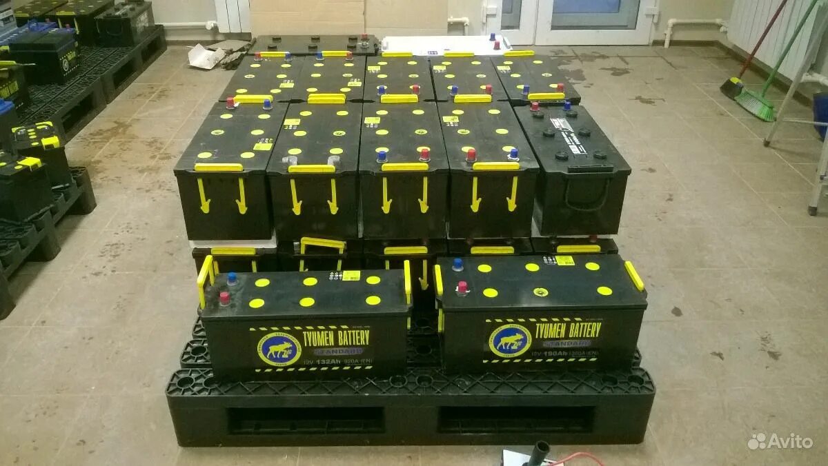Аккумулятор аком 100ah. Аккумуляторные батареи пермь. Автоаккумуляторы пермь. Акб пермь. Обслуживание аккумуляторных батарей в чите.