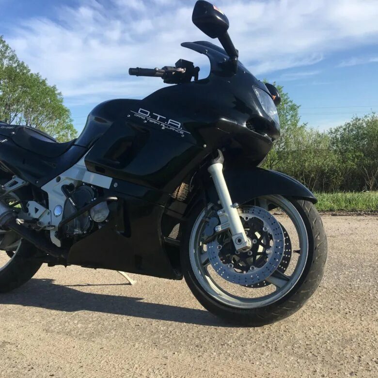 Kawasaki ZZR 400 2. ЗЗР 400 черный. Кавасаки ЗЗР 400 2 черный. Кавасаки зизер 400. Zzr 400 купить