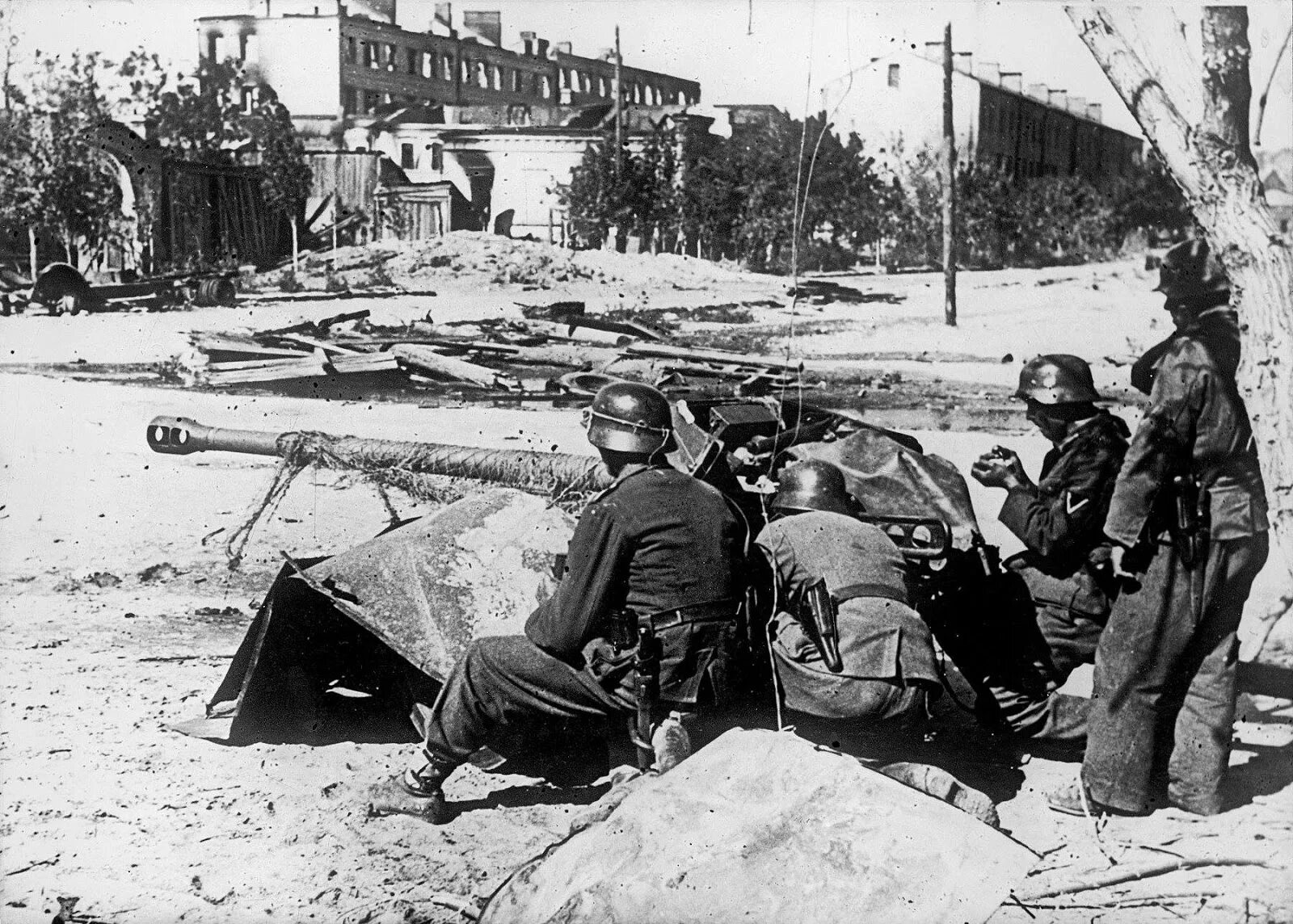 3 июня 1942 г. Октябрь 1942 года Сталинградская битва. Уличные бои в Сталинграде 1942. Сталинградская битва Вермахт.