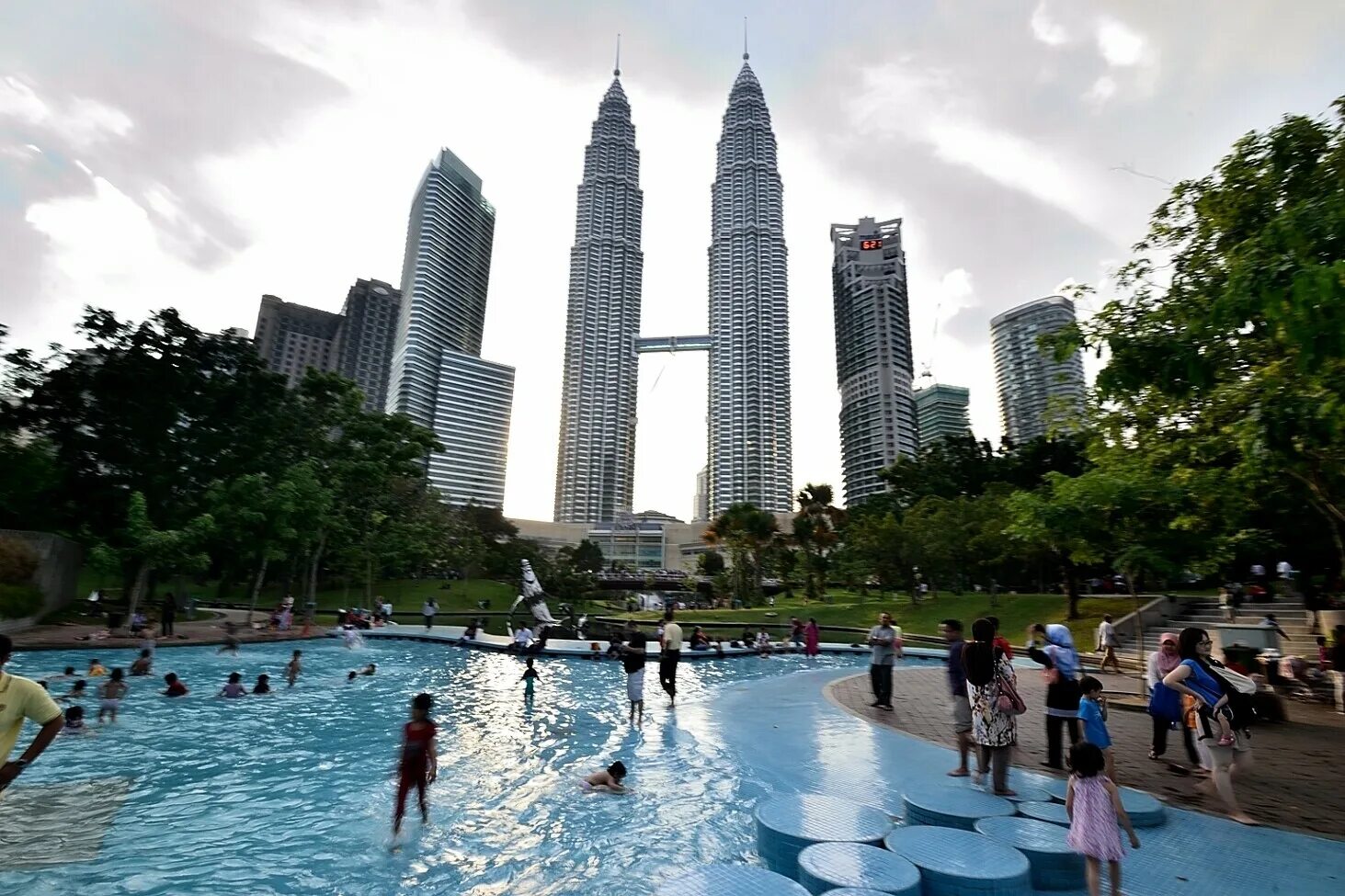 Малайзия. Малайзия города для туристов. Малайзия туристические места. Малайзия открыта для туристов.