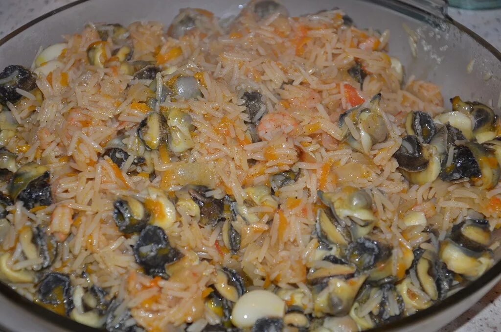 Жульен с черноморскими рапанами