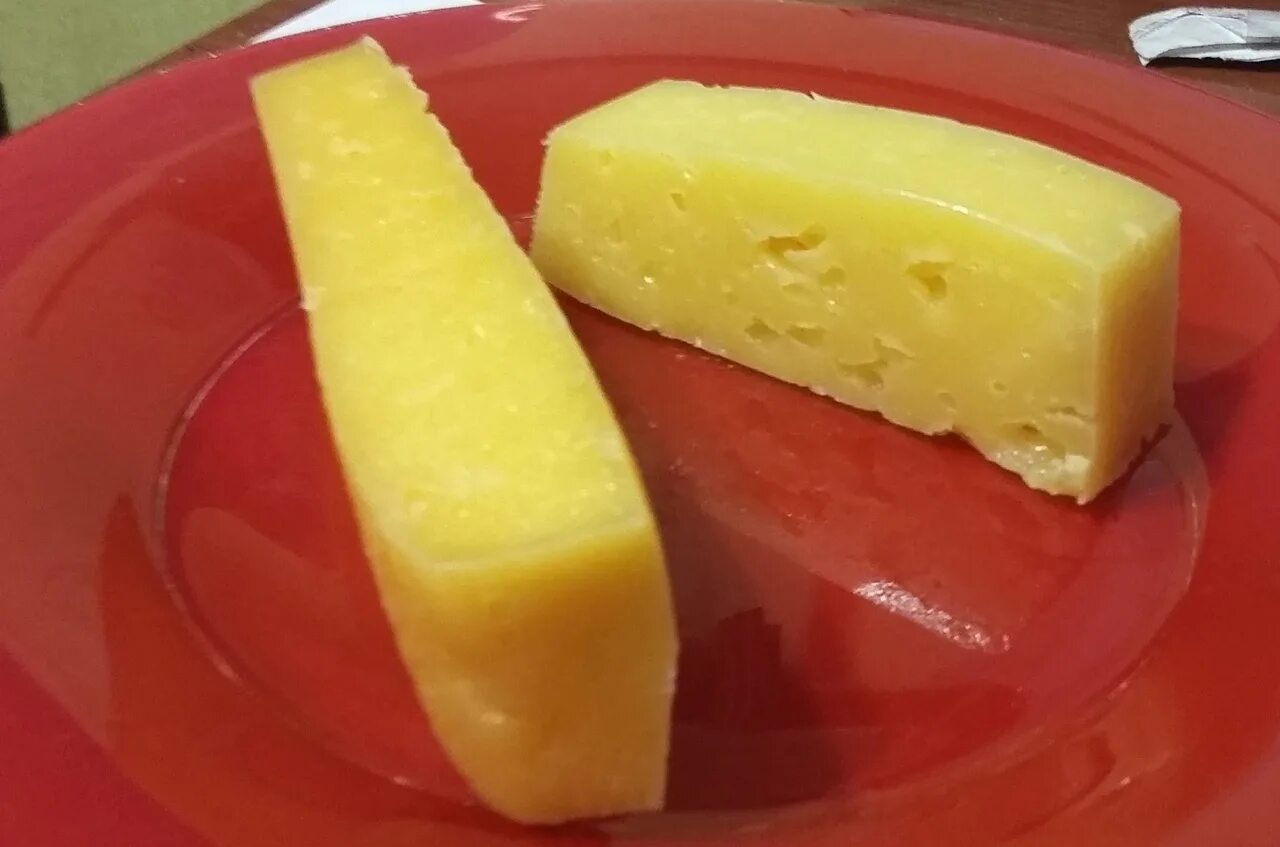Какой сыр в масле. Сыр. сыр с пальмовым маслом. сыр из пальмового масла. пальмовое масло в сыре.