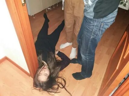 Бухую в общаге