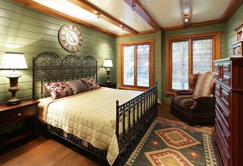 Имитация бруса (вуд-хаус) сосна двухкомнатная. Имитация бруса внутри тиккурила. Деревянная стена в спальне. Спальня с элементами дерева. Деревянный цвет стен.