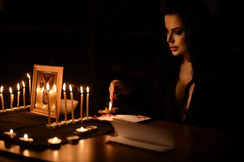 Как прикокошить человека. Обряд как приворожить парня. Заговоры на омолаживающий крем для лица. Магический обряд. Ритуал на бывшего.