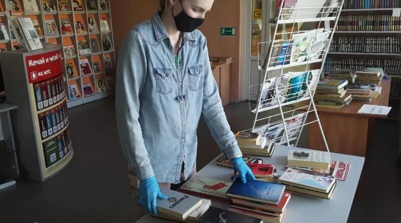 Какая работа в библиотеке. Работа в библиотеке. библиотека обнинск. цбс обнинск. библиотечная работа.