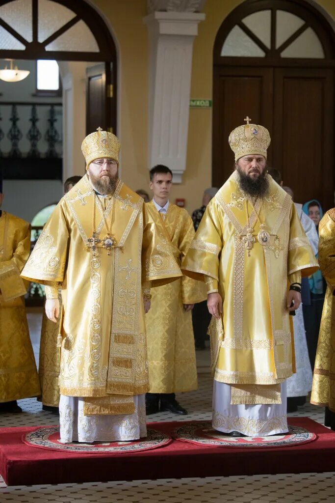 волгоградская епархия русской православной церкви. волгоградская епархия русской православной церкви. освящение собора александра невского алматы. волгоградская епархия русской православной церкви. священники в храме александра невского в волгограде.