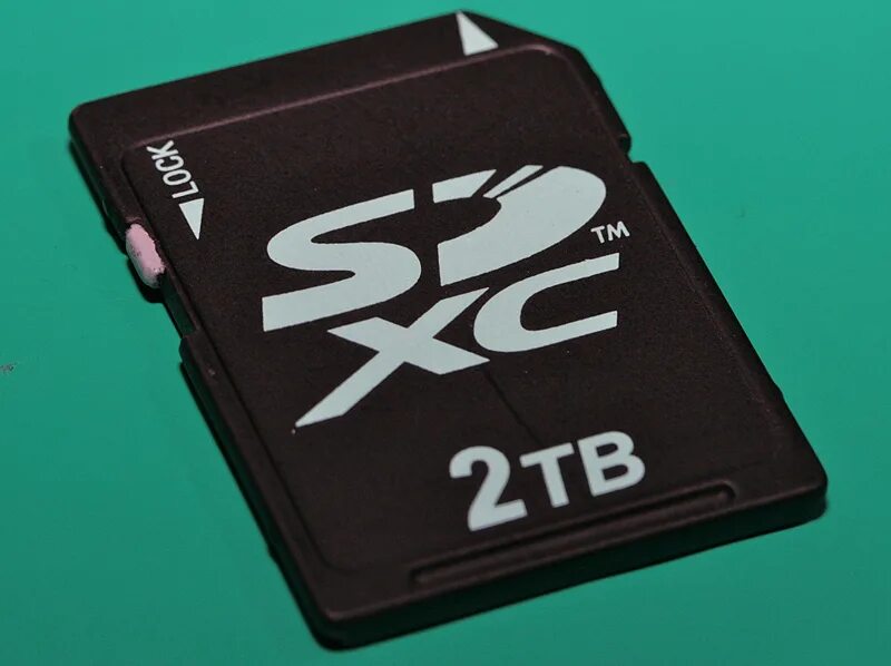 SD Card микро 2tb. SD карта памяти 1 терабайт. SD 2 TB. Флешка микро SD 2тб. Комплект карт памяти