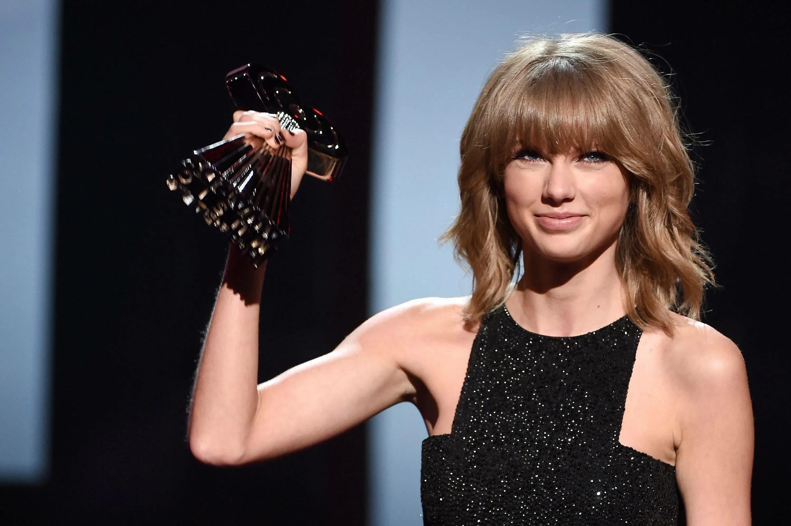 I heart taylor swift. Тейлор свифт. тейлор свифт 2025. taylor swift тейлор свифт. тейлор свифт грэмми.