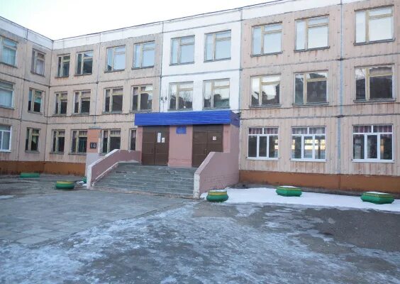 Сколько школ в нижнем новгороде. Школа 124 Нижний Новгород. Школа 128 Нижний Новгород. Школа 124 Нижний Новгород Автозаводский. Школа 94 Нижний Новгород.