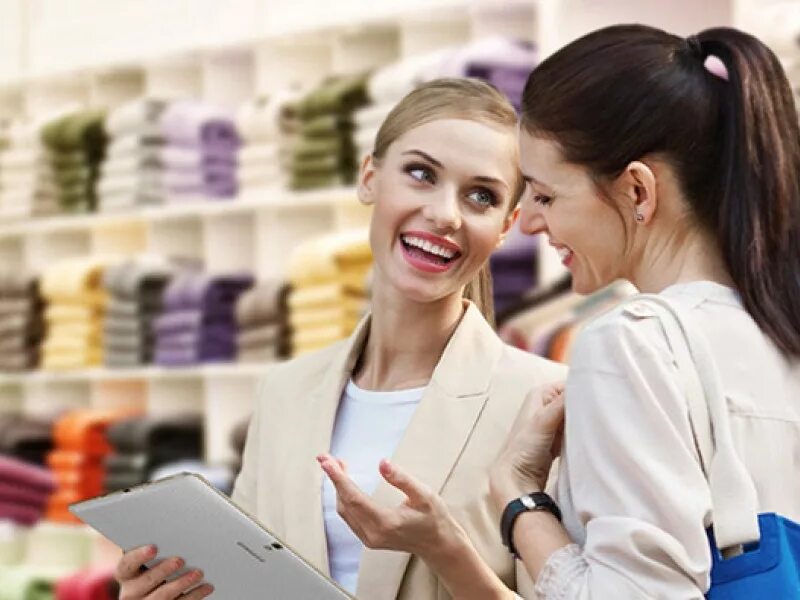 Shop assistant good. Продавец консультант. Покупатель в магазине. Продавец и покупатель. Клиент и продавец.