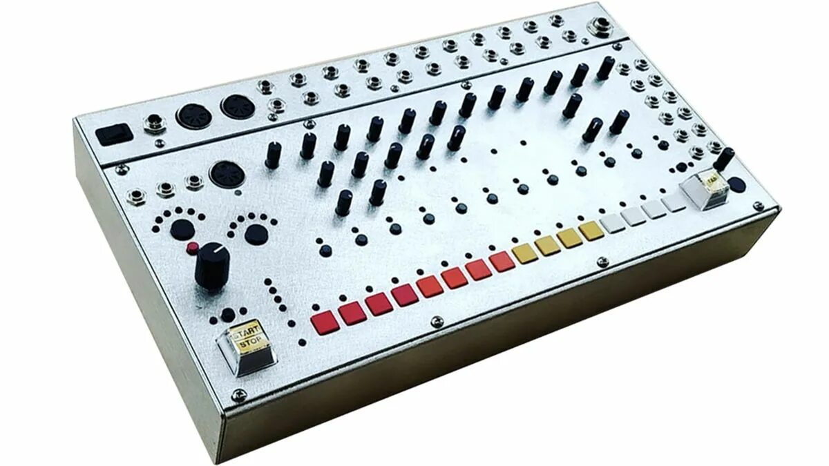 System 80. 808 Eurorack. 808 Kick Eurorack. Roland Aria Eurorack. Моргенштерн драм машина.