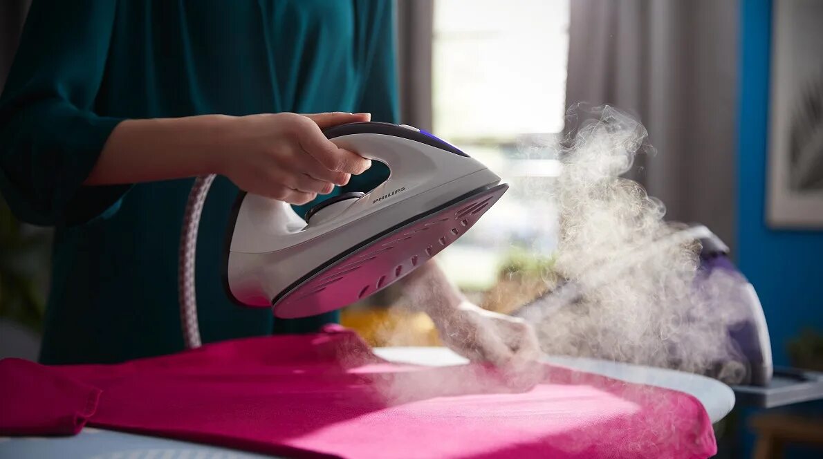 Лучший парогенератор для глажки рейтинг. Парогенератор philips hi5919. philips hi591430. утюг с парогенератором philips. паровая система philips.